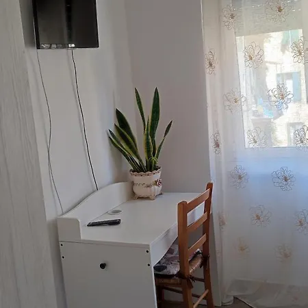 Stephy Station 5 Terre Lejlighed