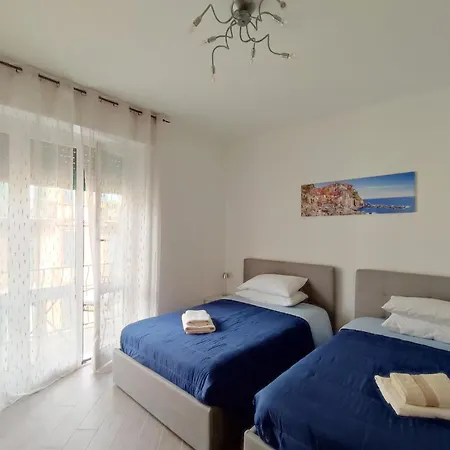 A Due Passi Dalla Stazione Per 5Terre Stephy Holiday Apartment
